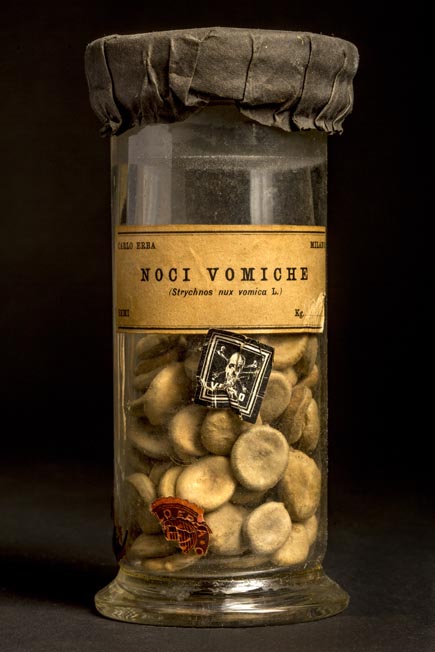 NOCI VOMICHE